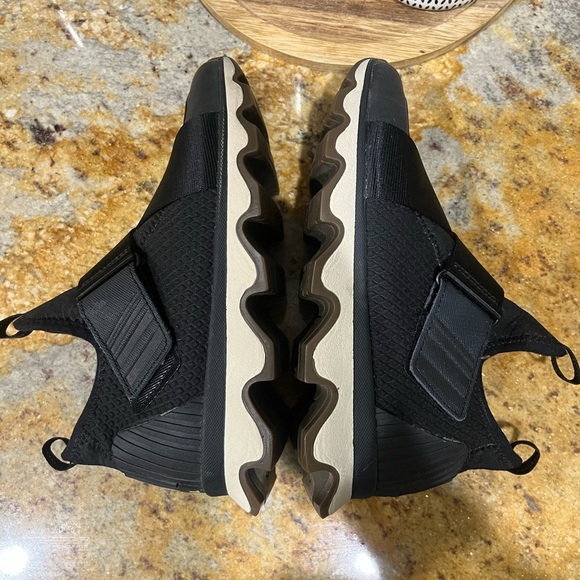 Sorel size 6 - Picture 8 of 9